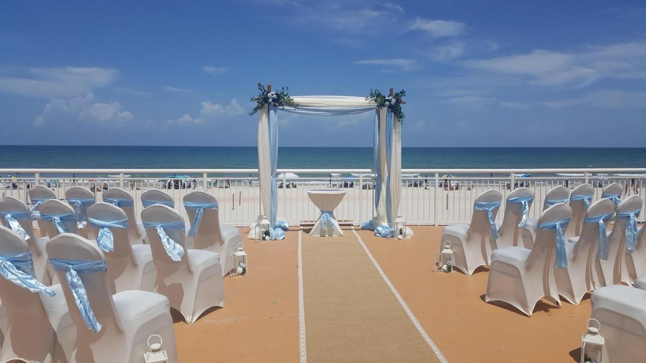 Comfort Inn & Suites Daytona Beach Oceanfront Exterior photo