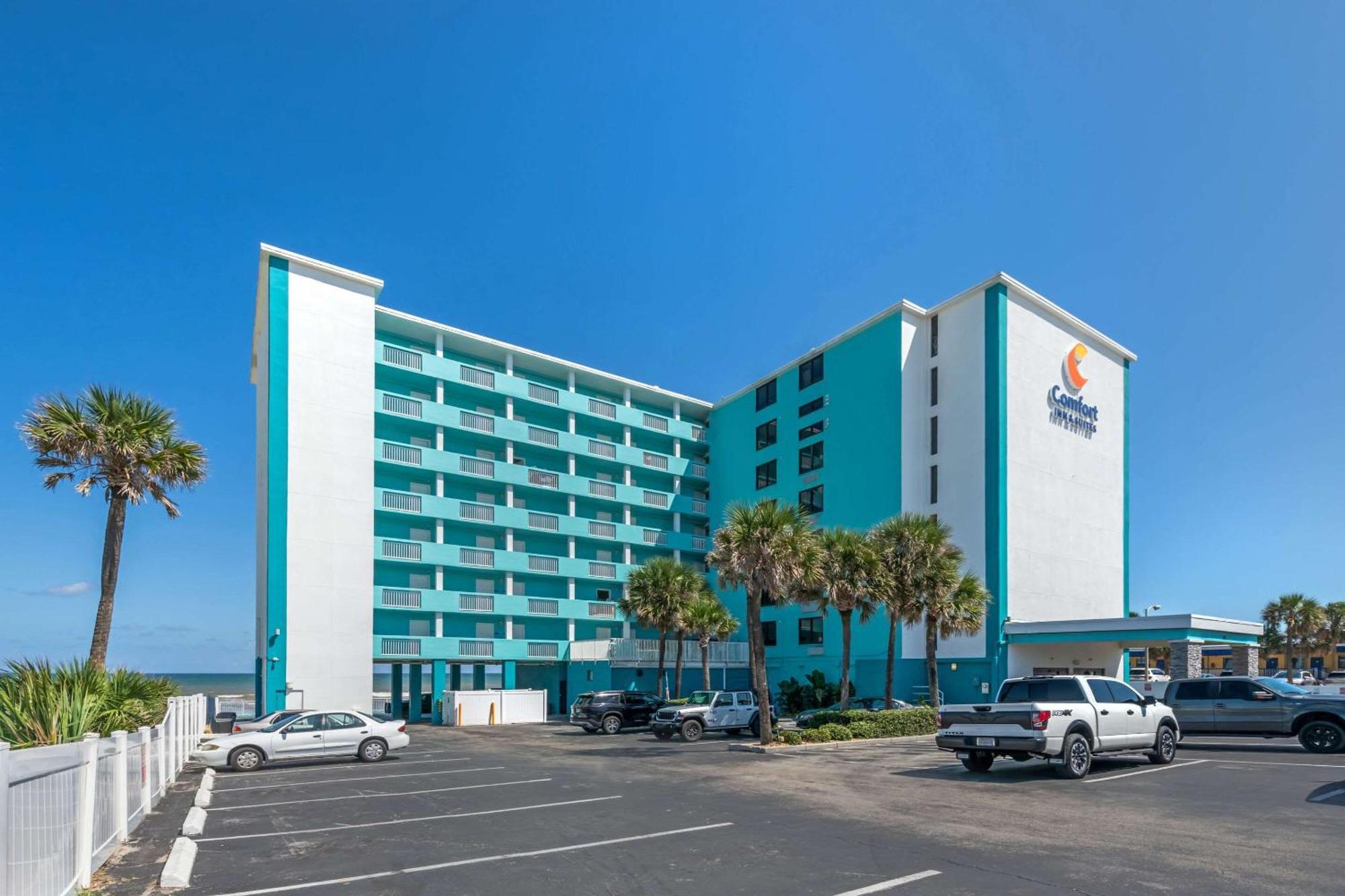 Comfort Inn & Suites Daytona Beach Oceanfront Exterior photo